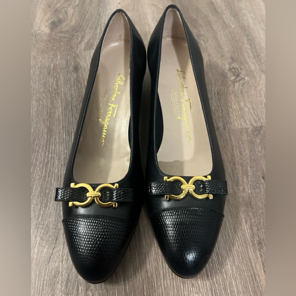 Salvatore Ferragamo pumps with gold buckle detail 6.5